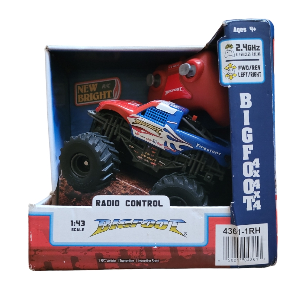 Nwt! New Bright RC Radio Control Monster Truck Bigfoot 1/43 collectible 4x4x4